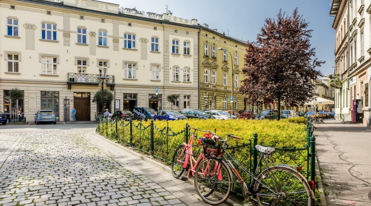 Miodowe Mieszkanko Krakow Luaran gambar